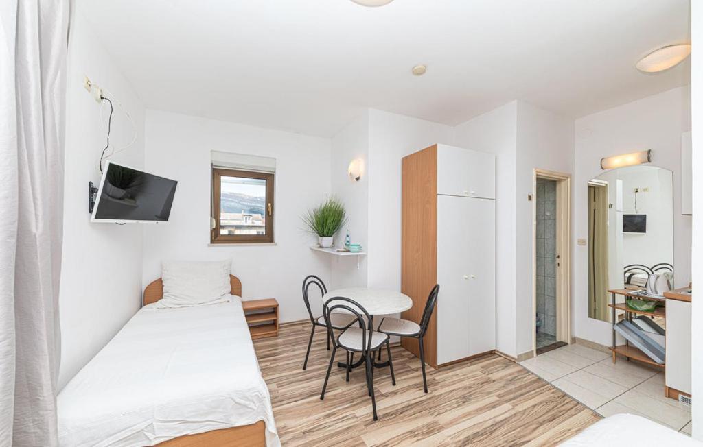 Apartments Ruza Каштела Экстерьер фото