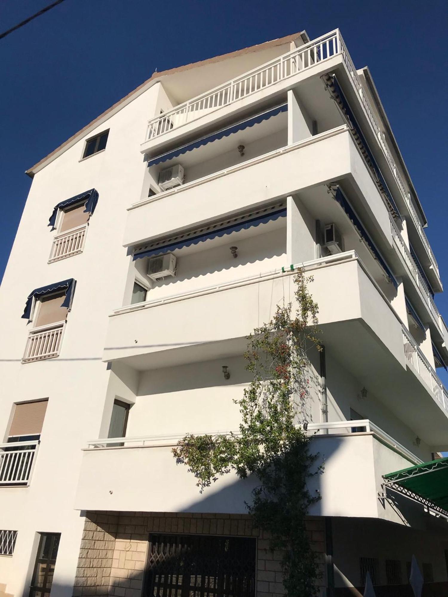 Apartments Ruza Каштела Экстерьер фото