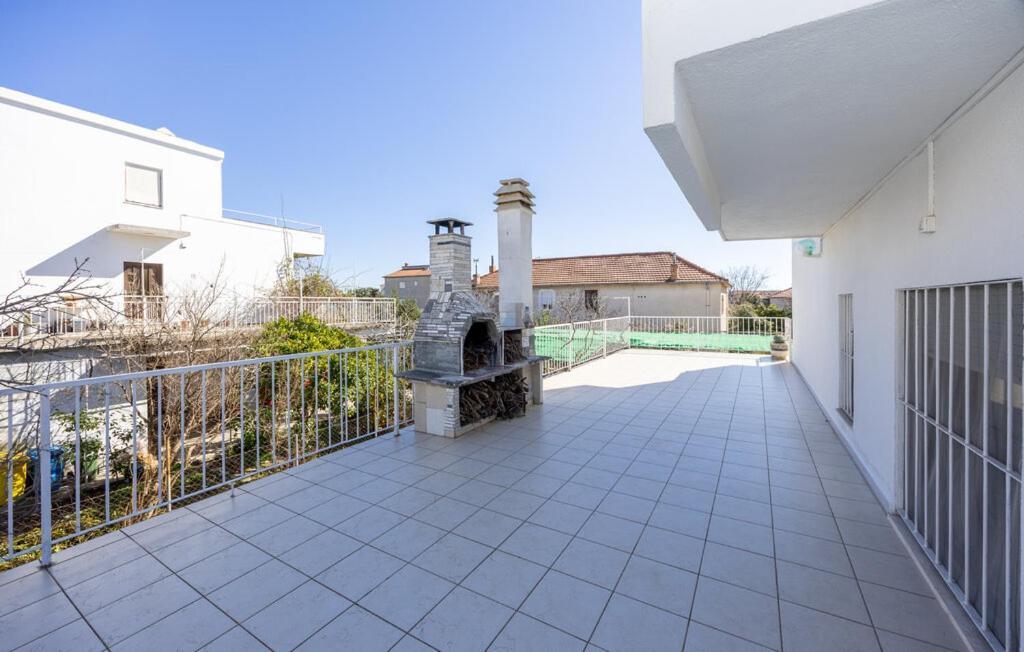 Apartments Ruza Каштела Экстерьер фото