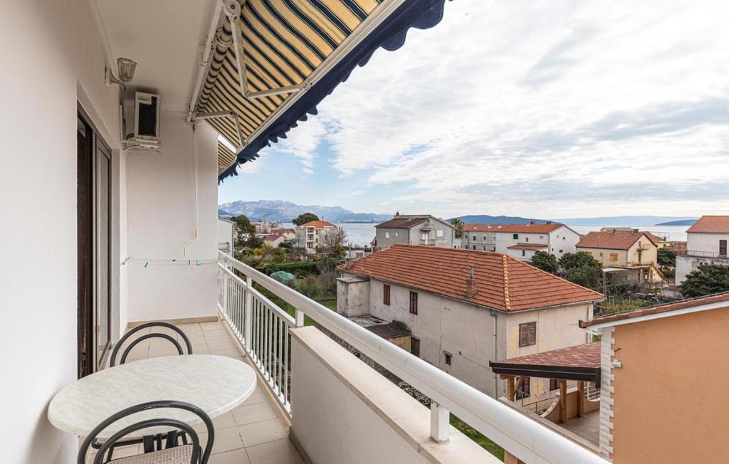 Apartments Ruza Каштела Экстерьер фото