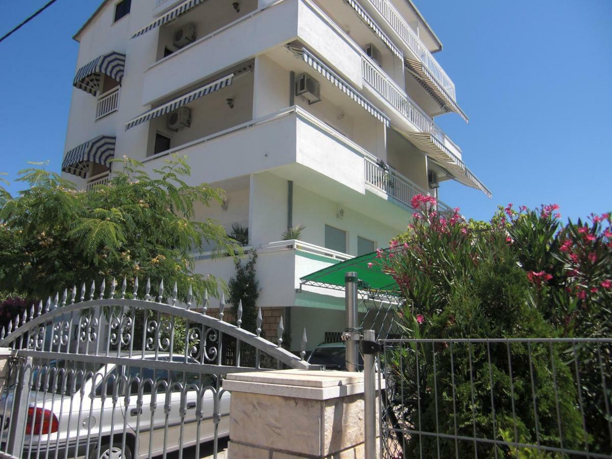 Apartments Ruza Каштела Экстерьер фото