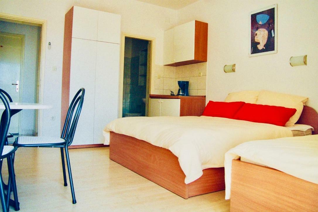 Apartments Ruza Каштела Экстерьер фото